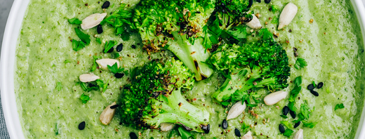 Ricetta ricca di collagene e fibre: zuppa di broccoli con spiedini di filetto di manzo